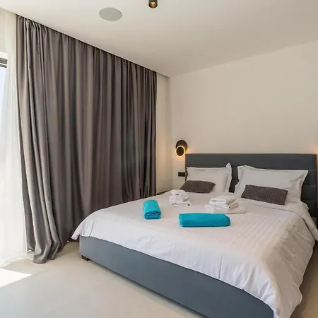 3 Bedroom Stunning In * Poreč